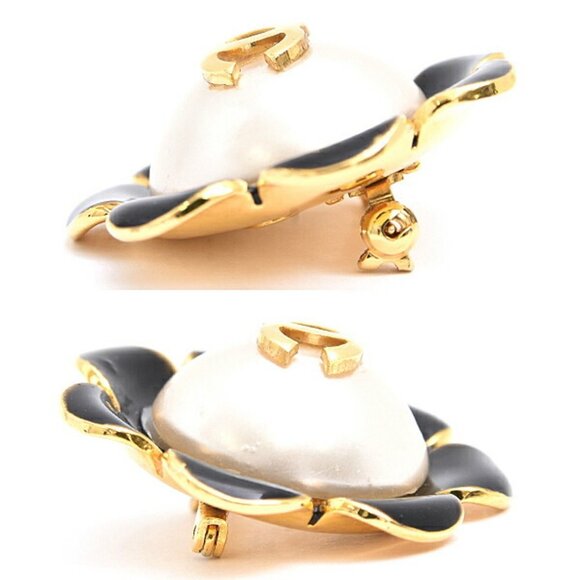 CHANEL Gold Pearl Logo Brooch - Picture 3 of 10